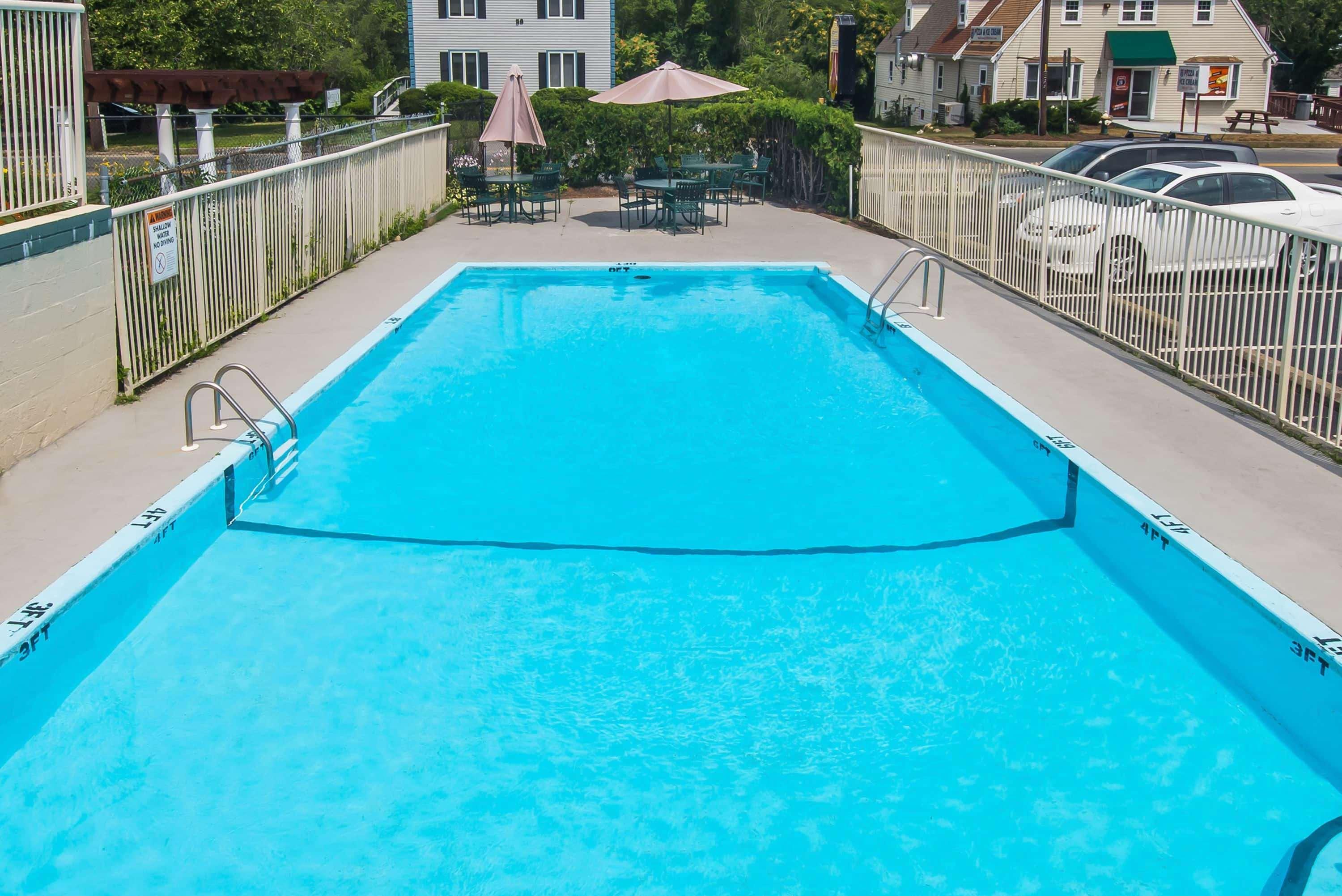Relax Inn Cape Cod West Yarmouth Hyannis Bagian luar foto