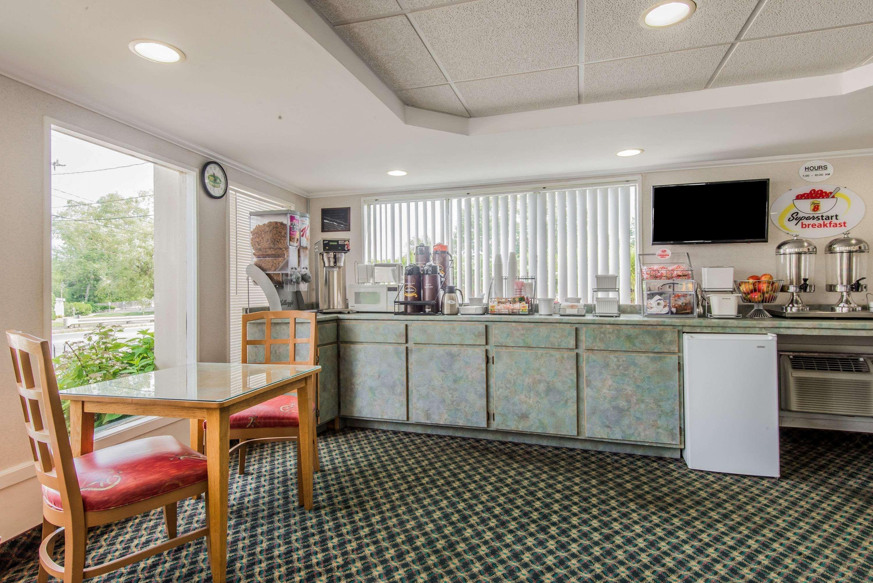 Relax Inn Cape Cod West Yarmouth Hyannis Bagian luar foto